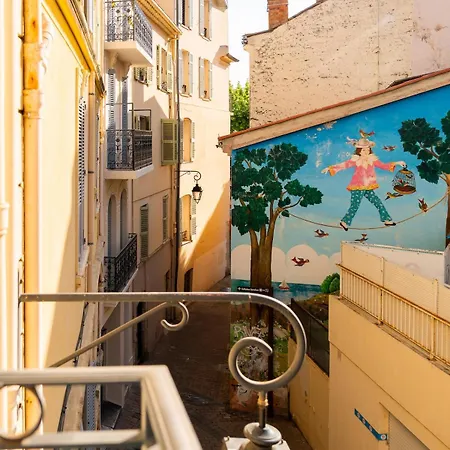 Saint-tropez - Centre-ville - Et Confortable Apartamento *